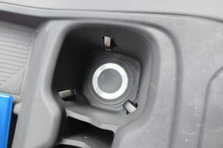 Used ONVO L60 2024 60 kWh Rear-Drive Version Vehicle Key