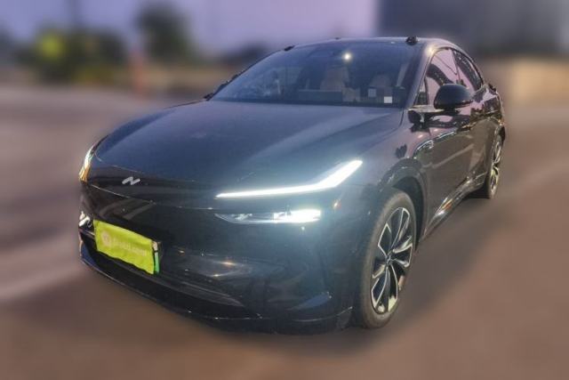 Used ONVO L60 2024 60 kWh All-Wheel Drive