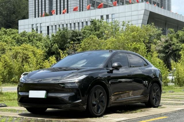 Used ONVO L60 2024 60 kWh Rear-Drive Version