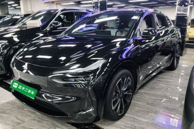 Used ONVO L60 2024 60 kWh Rear-Drive Version