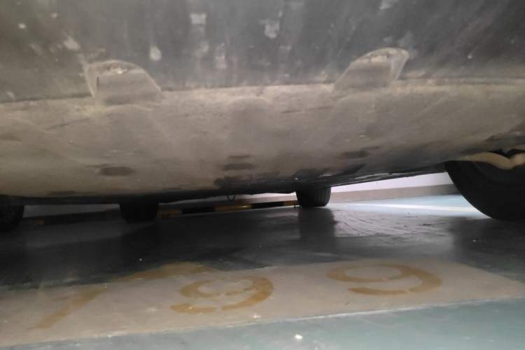 Used ONVO L60 2024 60 kWh All-Wheel Drive Chassis Front
