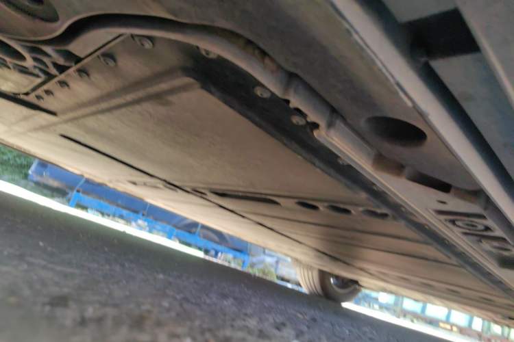 Used ONVO L60 2024 60 kWh All-Wheel Drive Chassis Front Left