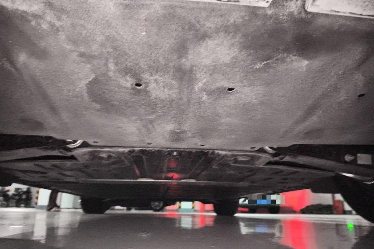 Used ONVO L60 2024 60 kWh Rear-Drive Version Chassis Rear