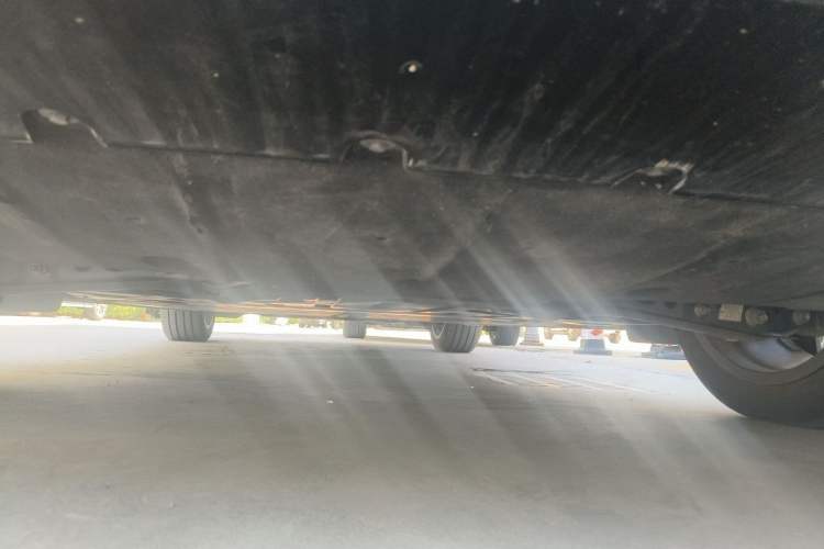 Used ONVO L60 2024 60 kWh All-Wheel Drive Chassis Rear