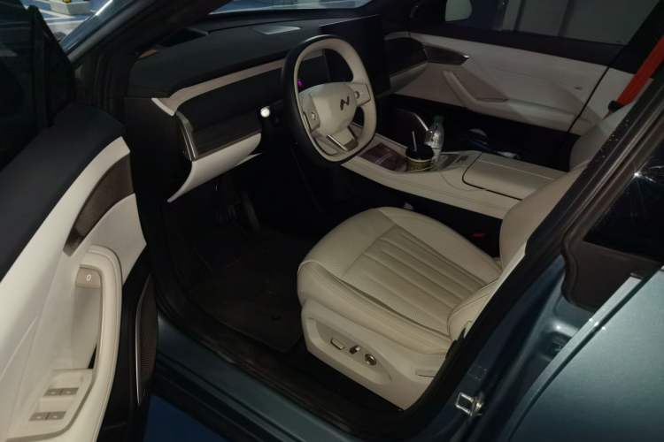 Used ONVO L60 2024 60 kWh Rear-Drive Version Driver Seat