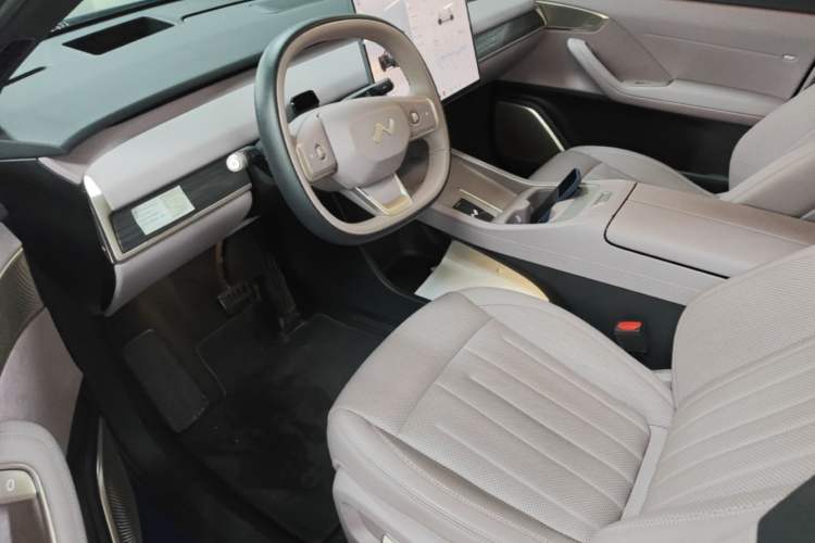 Used ONVO L60 2024 60 kWh Rear-Drive Version Driver Seat