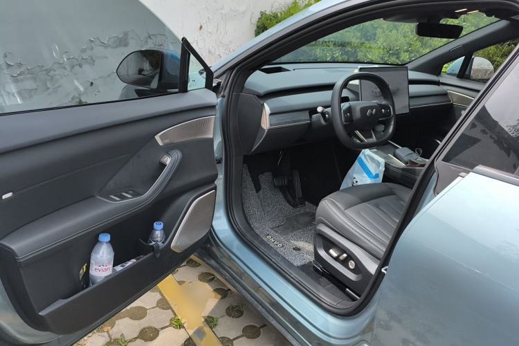 Used ONVO L60 2024 60 kWh Rear-Drive Version Driver Seat
