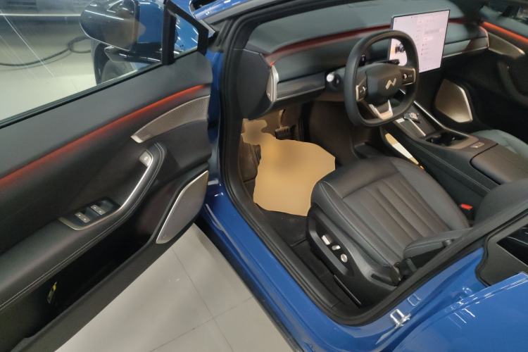 Used ONVO L60 2024 60 kWh All-Wheel Drive Driver Seat