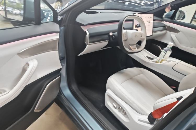 Used ONVO L60 2024 60 kWh Rear-Drive Version Driver Seat