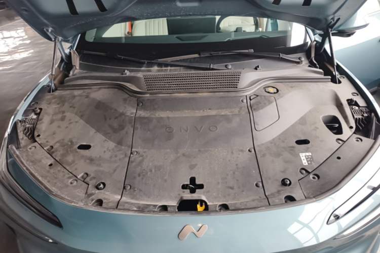 Used ONVO L60 2024 60 kWh Rear-Drive Version Engine Bay