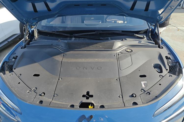Used ONVO L60 2024 60 kWh All-Wheel Drive Engine Bay