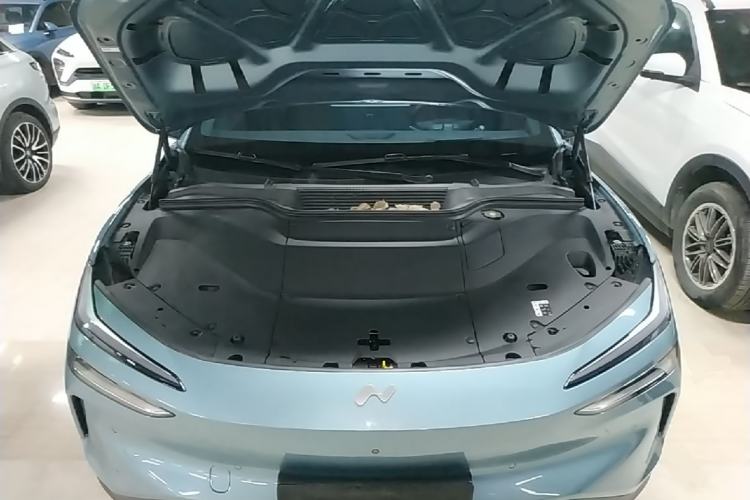 Used ONVO L60 2024 85 kWh All-Wheel Drive Engine Bay