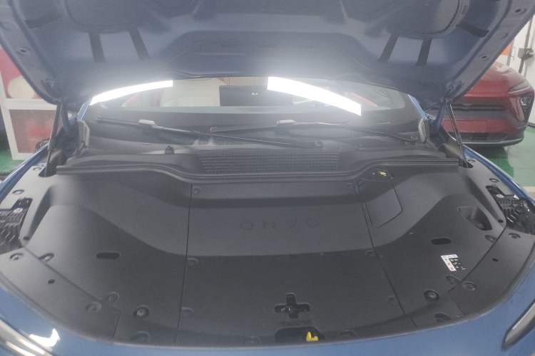 Used ONVO L60 2024 60 kWh Rear-Drive Version Engine Bay