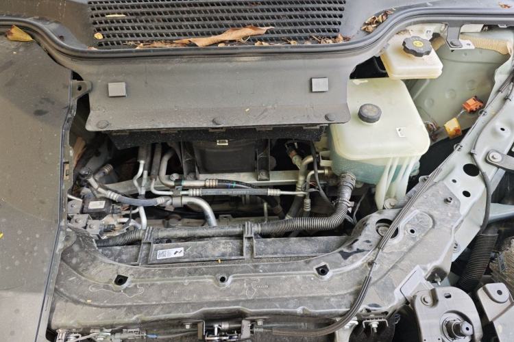 Used ONVO L60 2024 60 kWh Rear-Drive Version Engine Bay