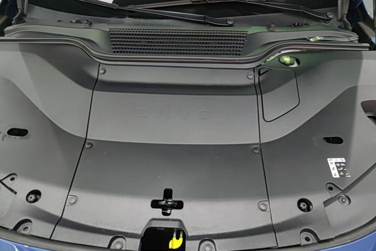 Used ONVO L60 2024 60 kWh Rear-Drive Version Engine Bay
