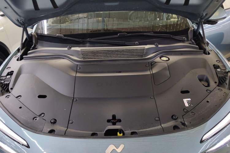 Used ONVO L60 2024 60 kWh Rear-Drive Version Engine Bay
