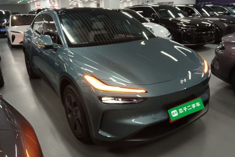 Used ONVO L60 2024 60 kWh Rear-Drive Version Exterior 2