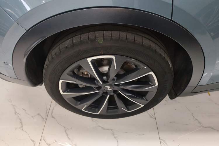 Used ONVO L60 2024 60 kWh Rear-Drive Version Exterior 2