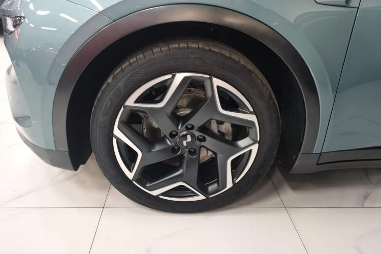 Used ONVO L60 2024 60 kWh Rear-Drive Version Exterior 3