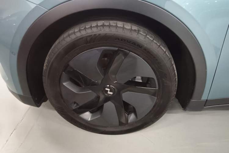 Used ONVO L60 2024 60 kWh Rear-Drive Version Exterior 7