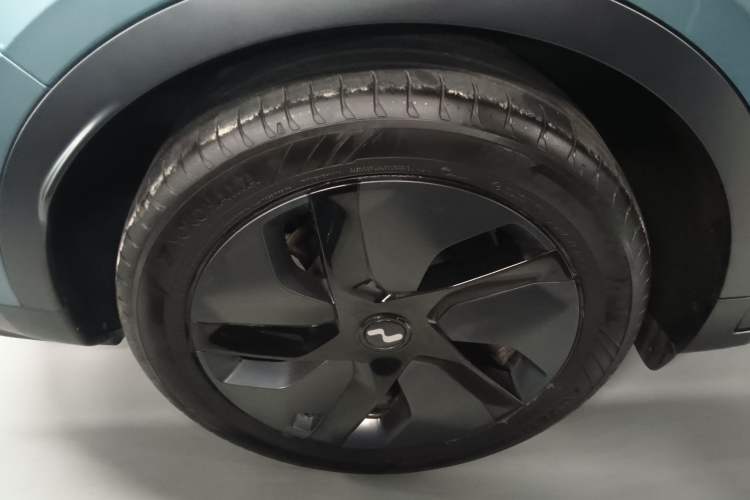 Used ONVO L60 2024 60 kWh Rear-Drive Version Exterior 8