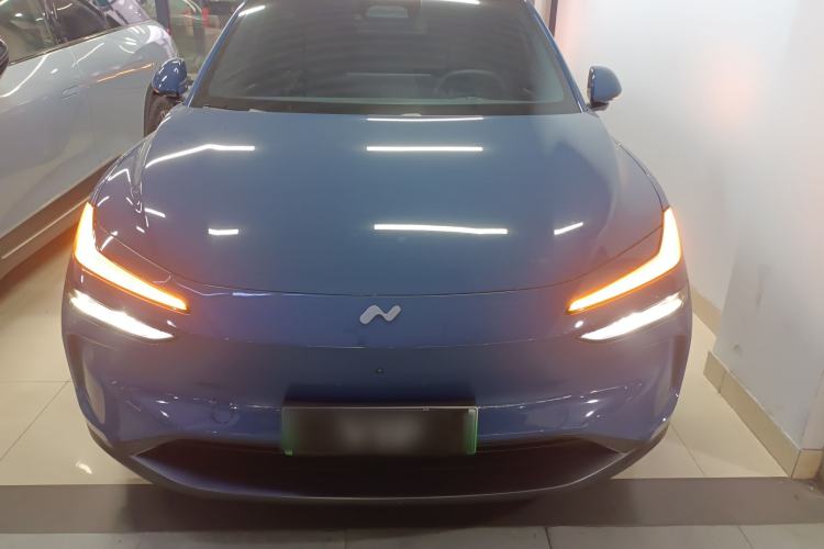 Used ONVO L60 2024 60 kWh All-Wheel Drive Front