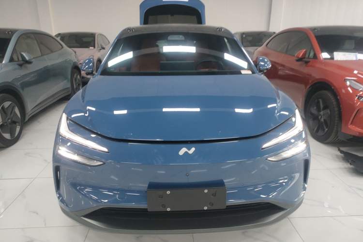 Used ONVO L60 2024 60 kWh Rear-Drive Version Front