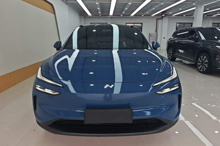 Used ONVO L60 2024 60 kWh Rear-Drive Version Front