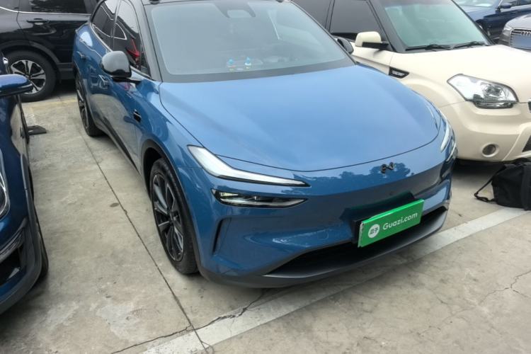 Used ONVO L60 2024 60 kWh All-Wheel Drive Front Right 45 Deg