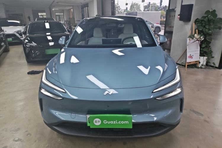 Used ONVO L60 2024 60 kWh Rear-Drive Version Front