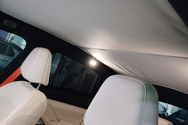 Used ONVO L60 2024 60 kWh Rear-Drive Version Headliner
