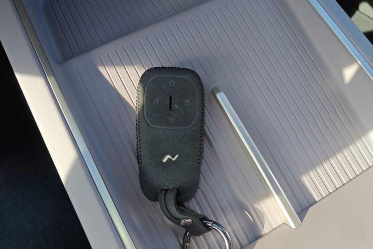 Used ONVO L60 2024 60 kWh All-Wheel Drive Interior 1