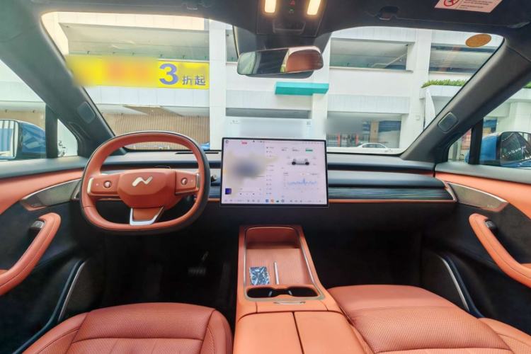 Used ONVO L60 2024 60 kWh Rear-Drive Version Interior 1