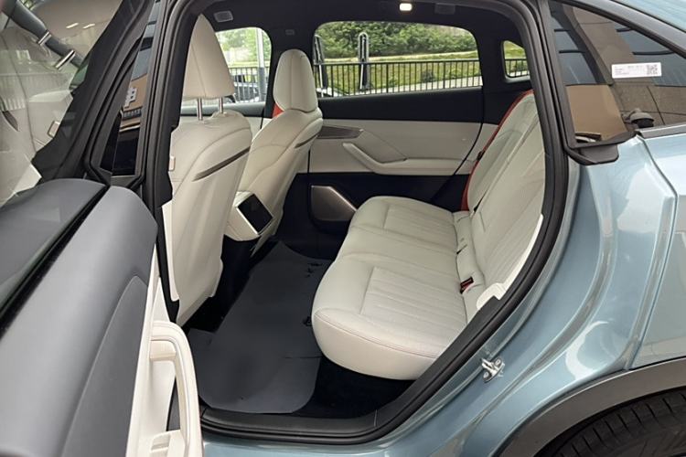 Used ONVO L60 2024 60 kWh Rear-Drive Version Interior 10