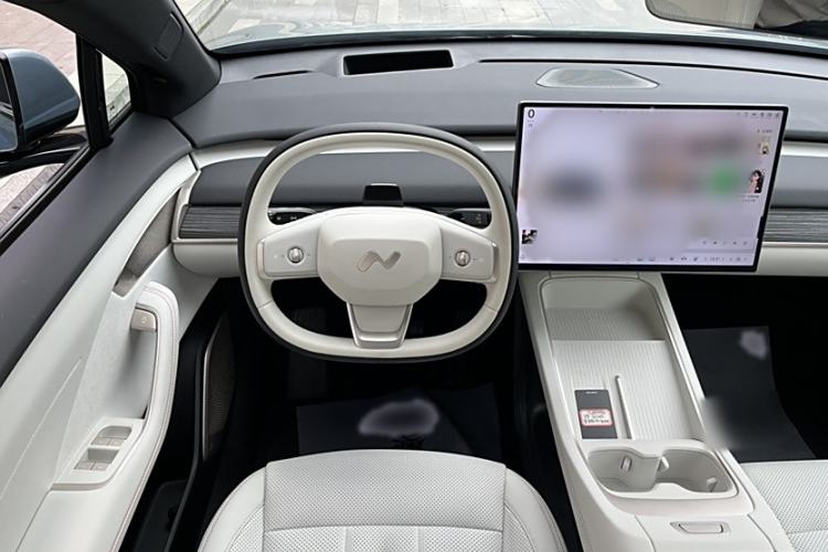 Used ONVO L60 2024 60 kWh Rear-Drive Version Interior 2