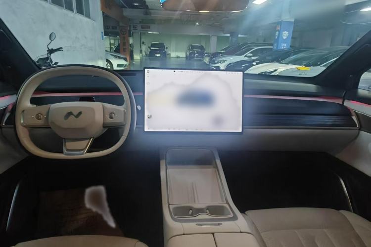 Used ONVO L60 2024 60 kWh Rear-Drive Version Interior 2