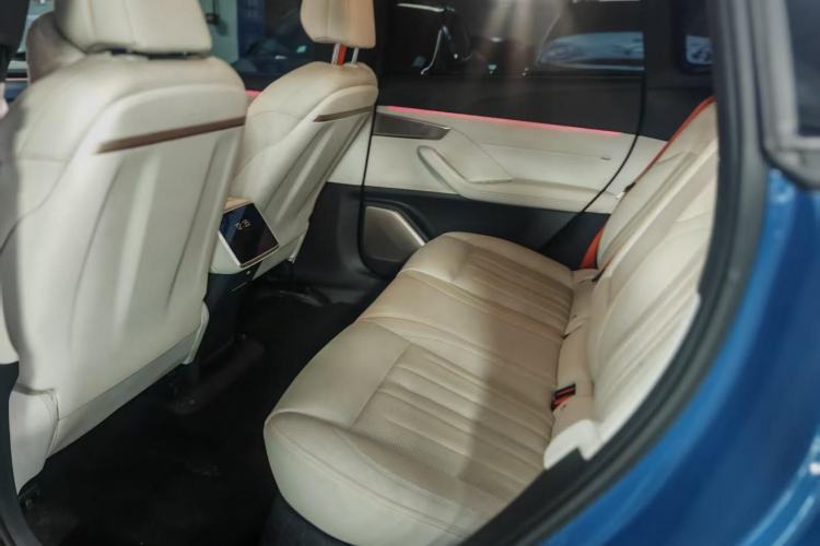 Used ONVO L60 2024 60 kWh Rear-Drive Version Interior 3