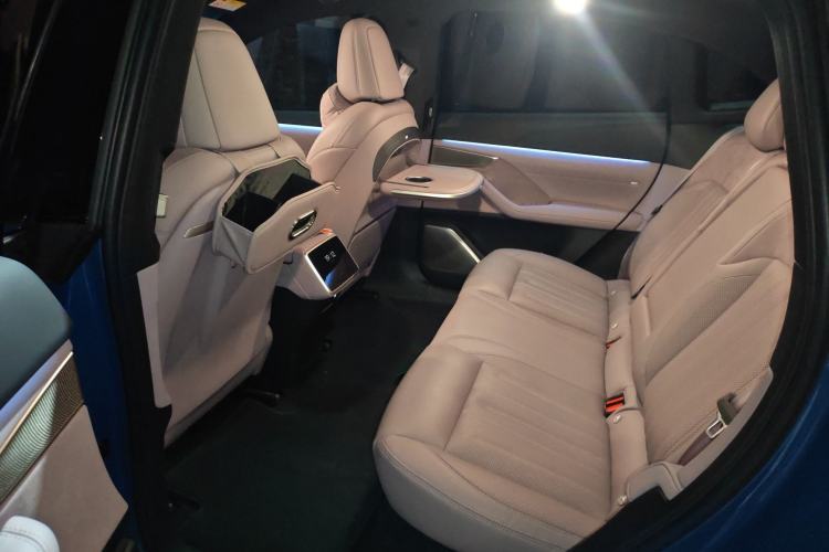 Used ONVO L60 2024 60 kWh Rear-Drive Version Interior 4