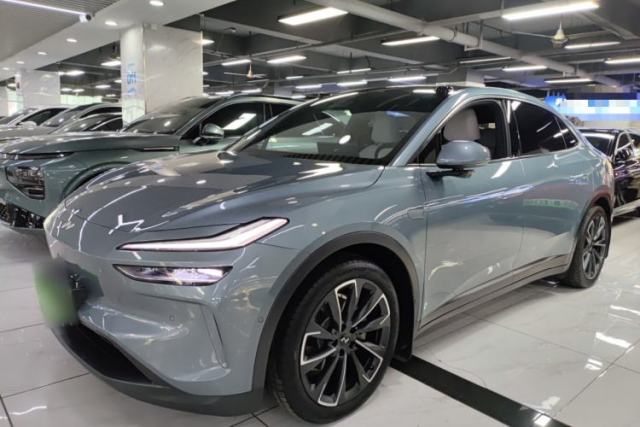 Used ONVO L60 2024 60 kWh All-Wheel Drive
