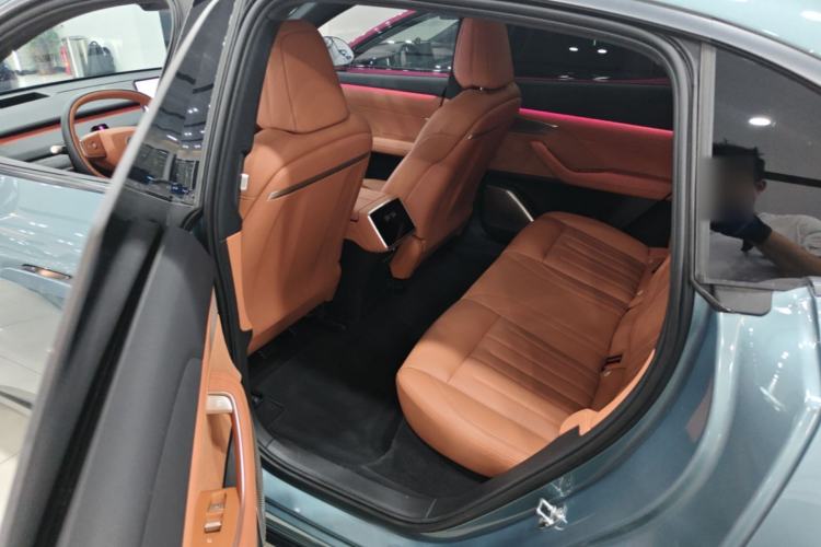 Used ONVO L60 2024 60 kWh Rear-Drive Version Left Rear Seat