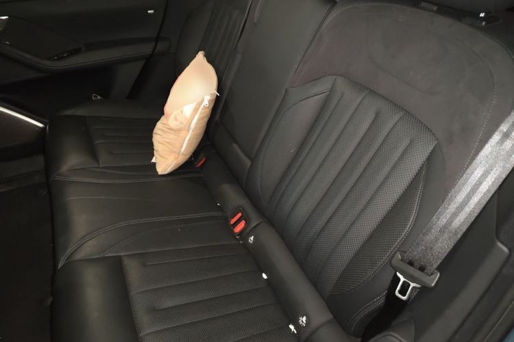Used ONVO L60 2024 60 kWh Rear-Drive Version Left Rear Seat