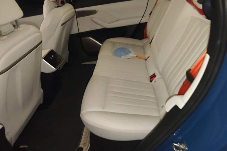 Used ONVO L60 2024 60 kWh Rear-Drive Version Left Rear Seat