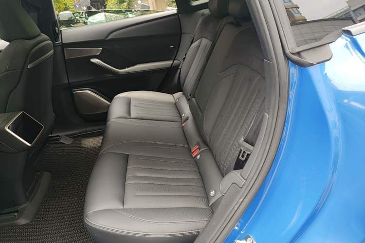 Used ONVO L60 2024 60 kWh Rear-Drive Version Left Rear Seat