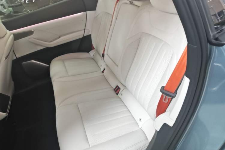 Used ONVO L60 2024 60 kWh Rear-Drive Version Left Rear Seat