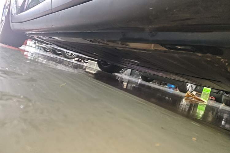 Used ONVO L60 2024 60 kWh Rear-Drive Version Left Side Sill
