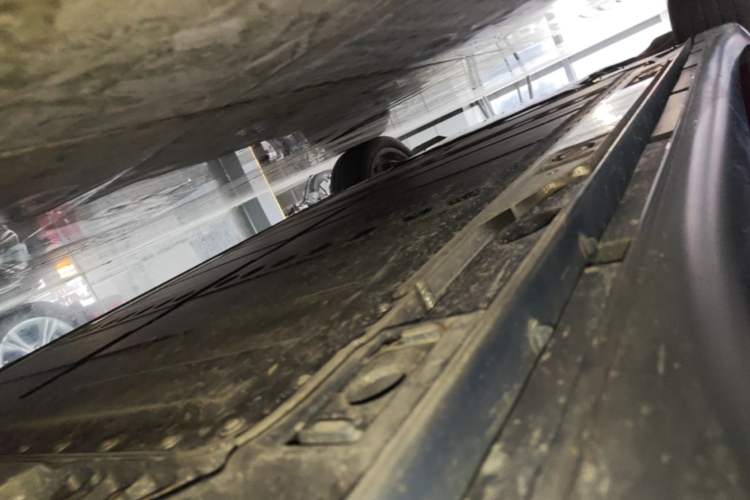 Used ONVO L60 2024 60 kWh Rear-Drive Version Left Side Sill