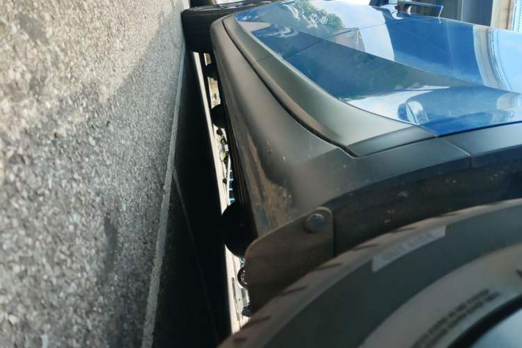 Used ONVO L60 2024 60 kWh Rear-Drive Version Left Side Sill