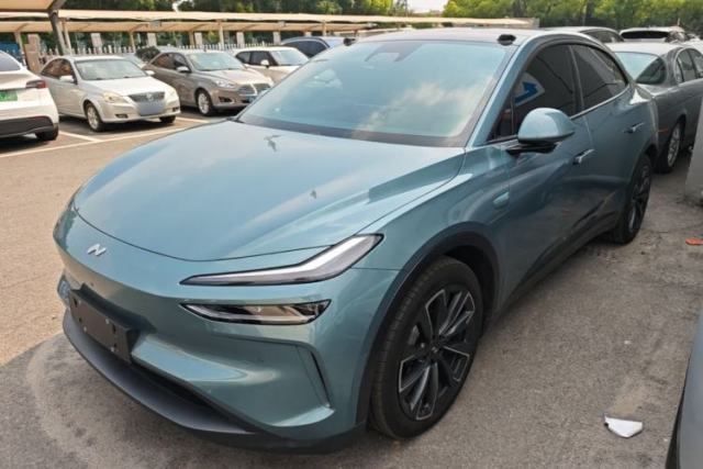 Used ONVO L60 2024 60 kWh All-Wheel Drive
