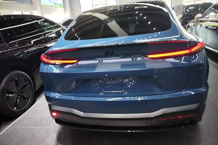 Used ONVO L60 2024 60 kWh All-Wheel Drive Rear