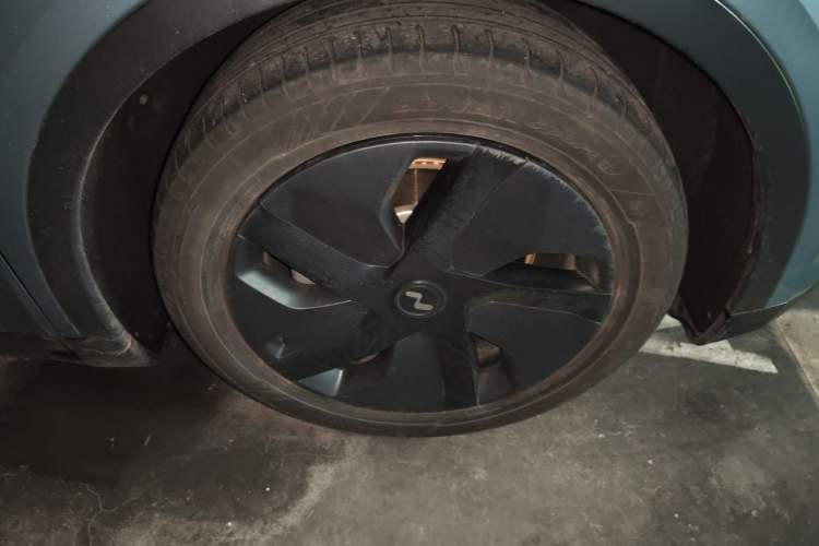 Used ONVO L60 2024 60 kWh Rear-Drive Version Right Front Wheel Hub